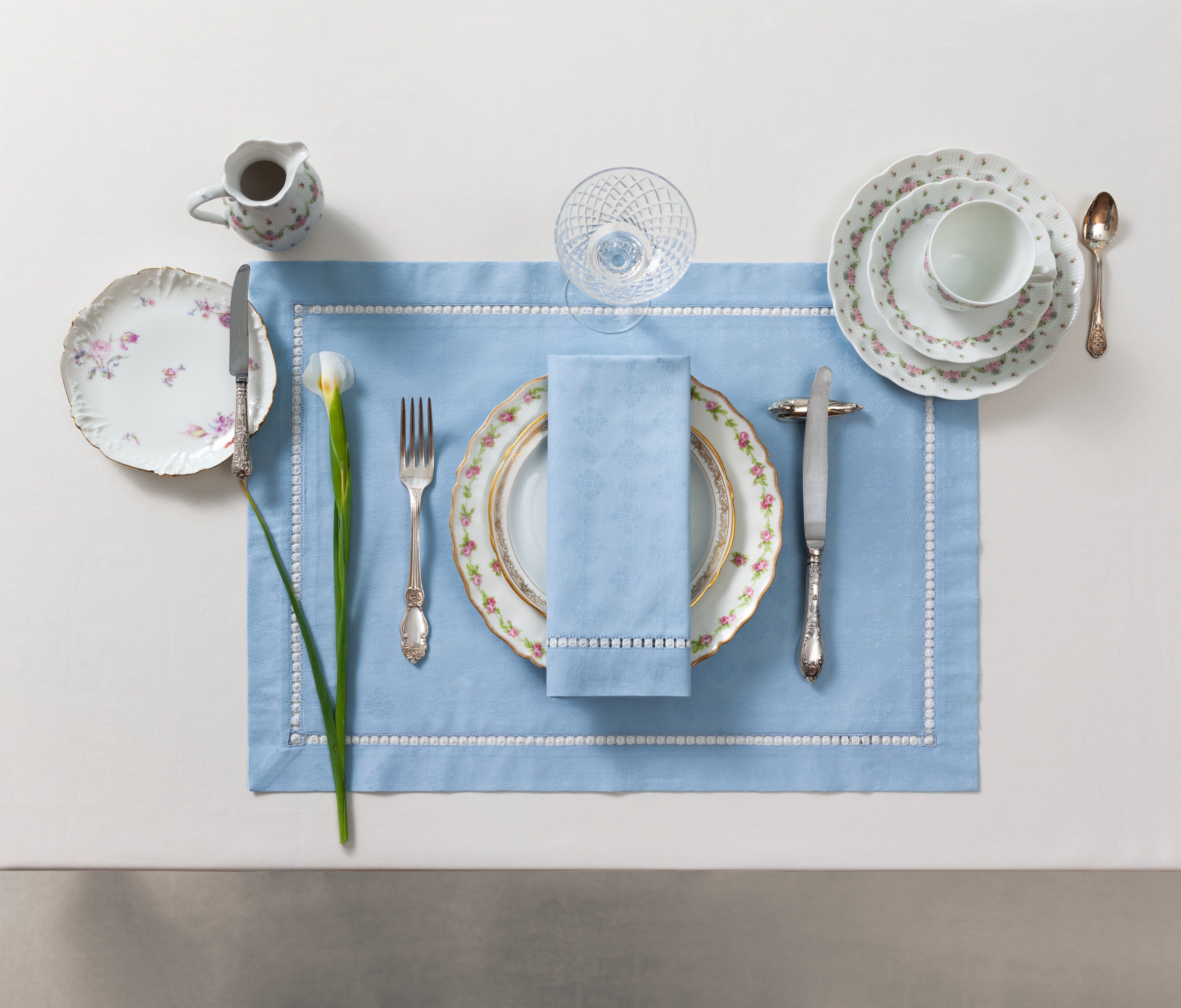 Голубой жаккард